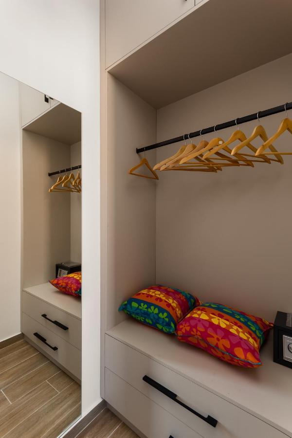 Leonidas - Annunziata Luxury Penthouse Corfu  ภายนอก รูปภาพ